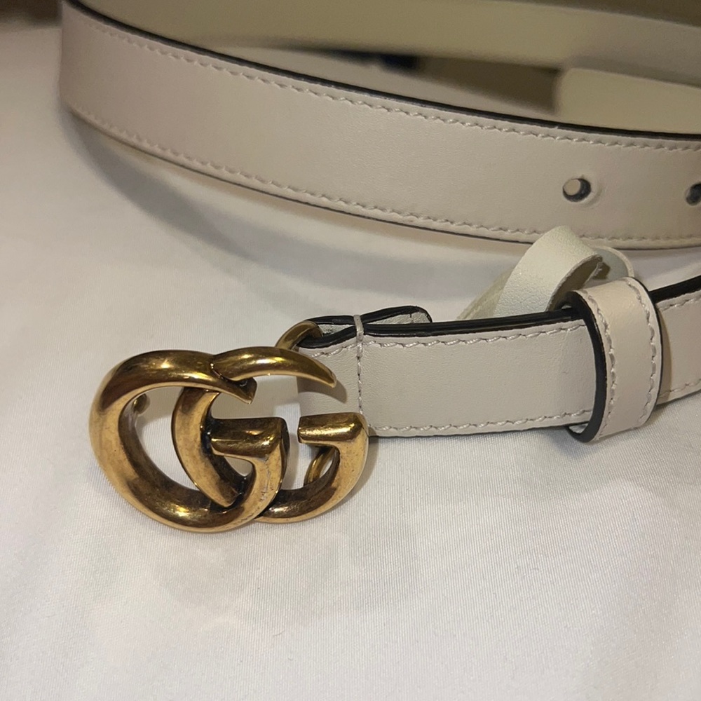 White Gucci belt